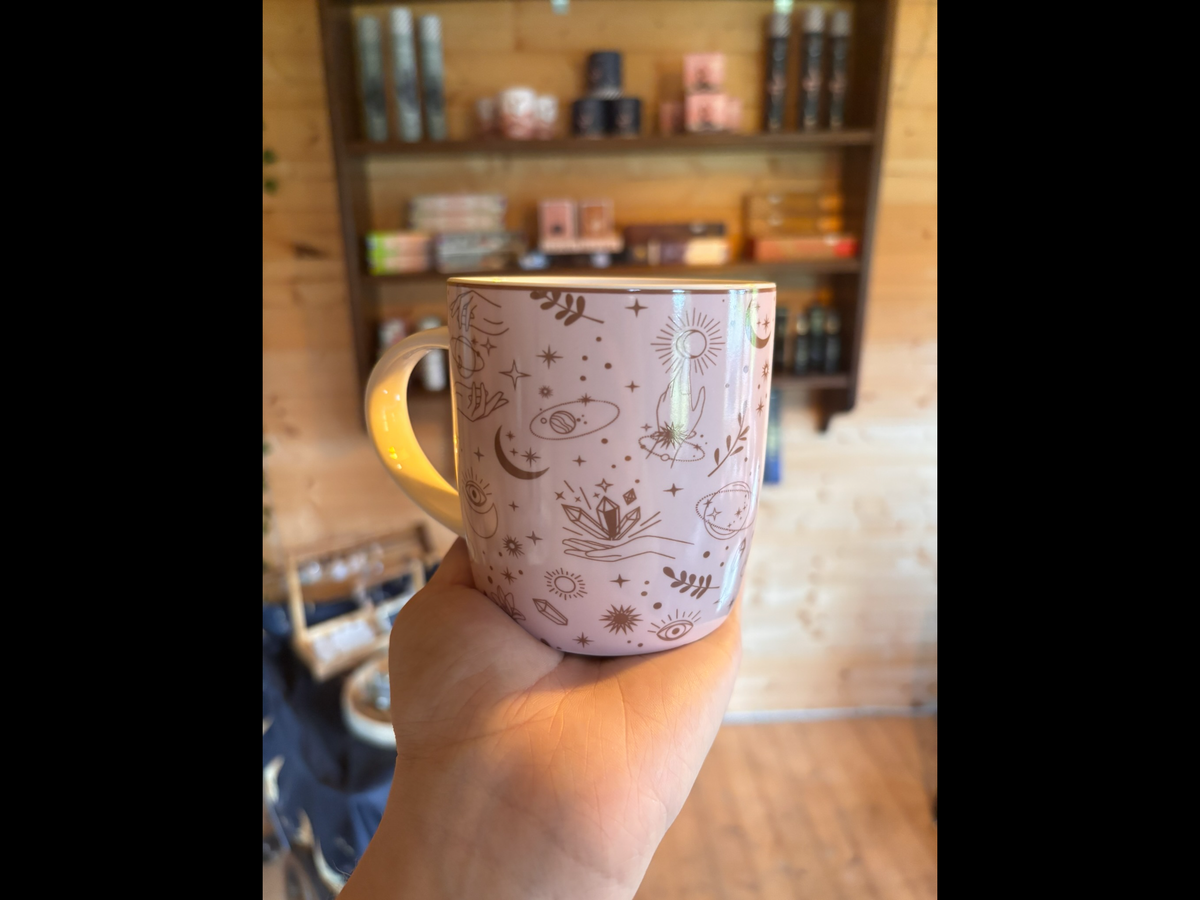 Mystische Tasse – Celestial Magic 🌙✨